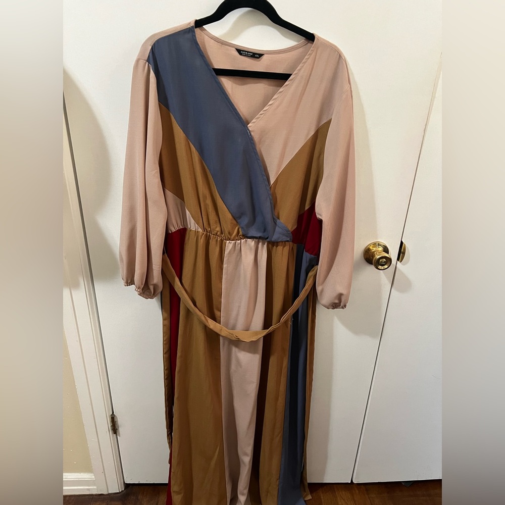 Colorblock V-Neck Maxi Dress